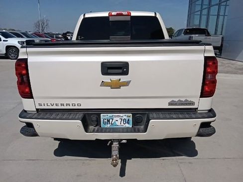 Used 2015 Chevrolet Silverado 1500 High Country w/ High Country Premium Package image 4