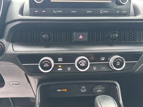 Used 2023 Honda CR-V LX image 25