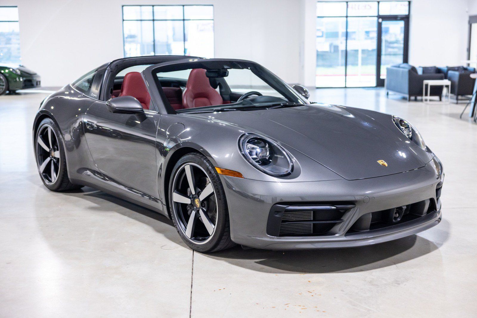 Used 2024 Porsche 911 Targa 4 AWD/4WD image 10