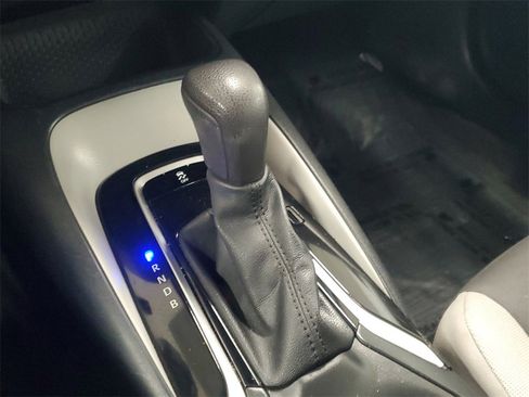 Used 2023 Toyota Corolla LE image 28