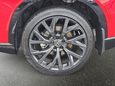 Used 2025 Toyota Crown Signia Limited image 38