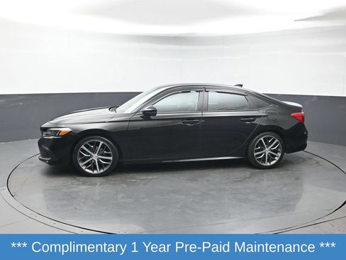 Used 2023 Honda Civic Touring image 2