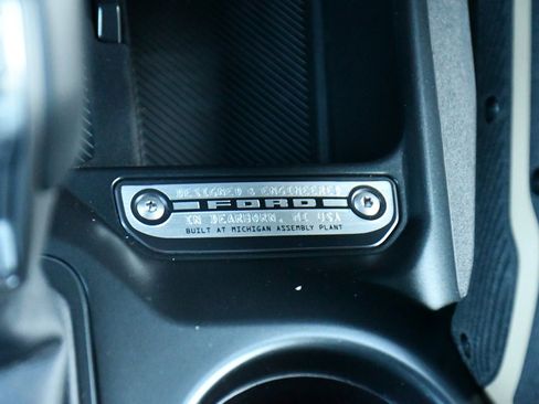 New 2025 Ford Bronco Badlands image 35