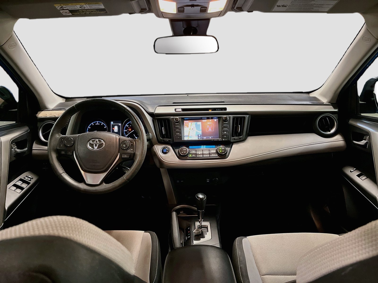 Used 2017 Toyota RAV4 XLE FWD image 22