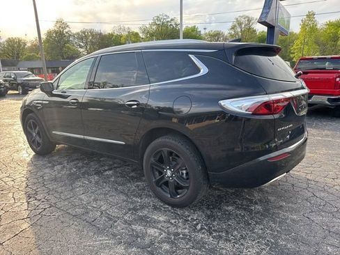 Used 2024 Buick Enclave Essence w/ Sport Touring Edition FWD image 4