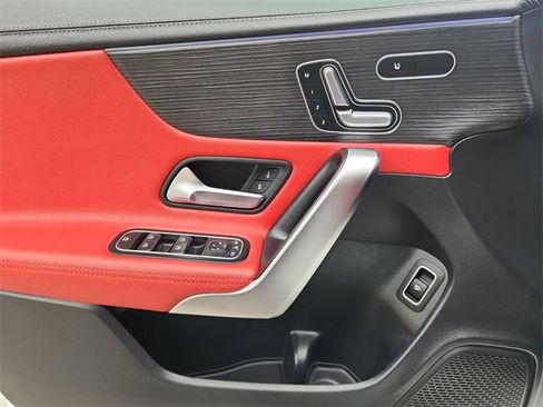 Used 2023 Mercedes-Benz CLA 250 CLA 250 image 22