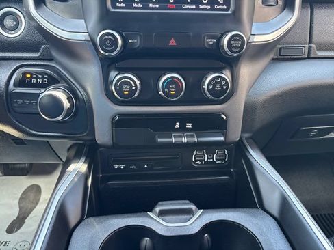 Used 2019 RAM 1500 Big Horn RWD image 29