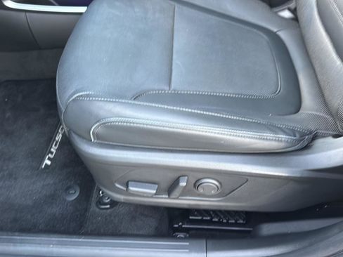 Used 2023 Hyundai Tucson Limited image 27