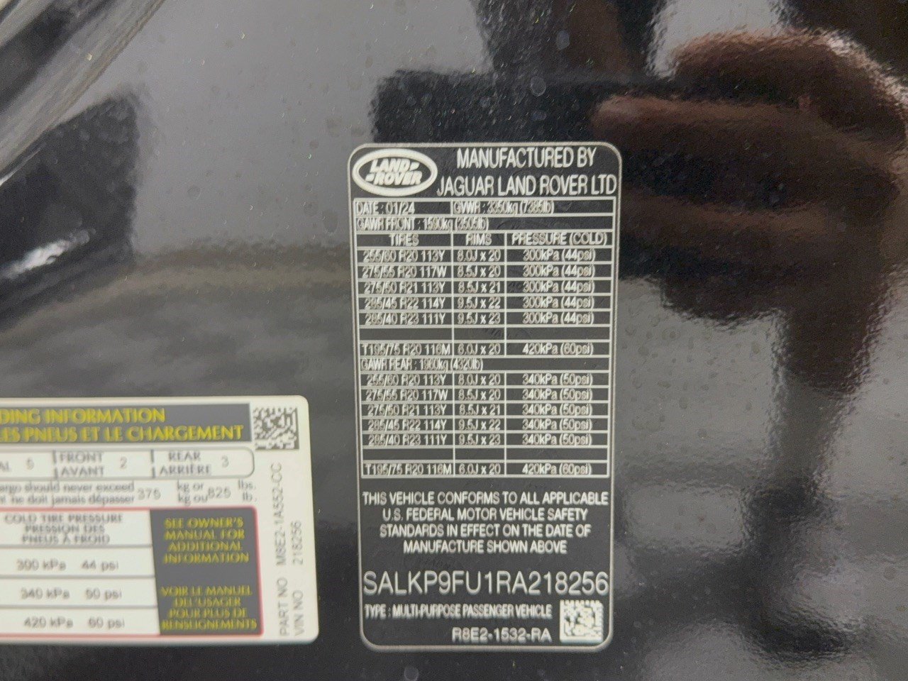 Used 2024 Land Rover Range Rover SE AWD/4WD image 31