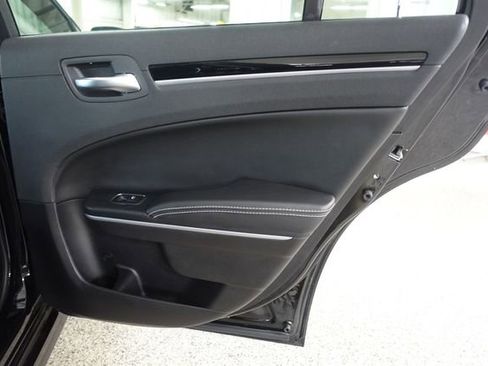 Used 2019 Chrysler 300 S w/ S Model Appearance Package image 21