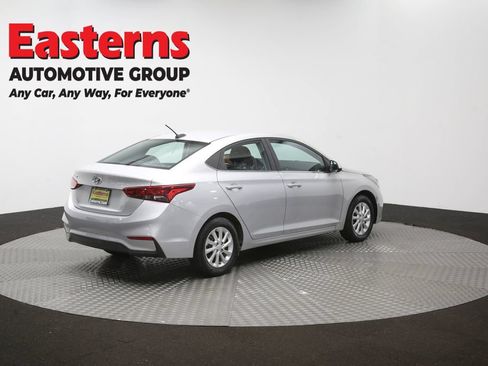 Used 2022 Hyundai Accent SEL FWD image 43