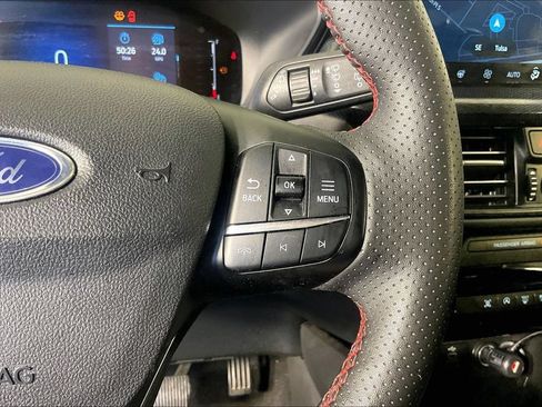 Used 2025 Ford Escape ST-Line w/ Tech Pack #1 FWD image 23