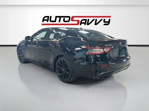 Used 2023 Nissan Maxima SR w/ Sport Mat Group FWD image 5
