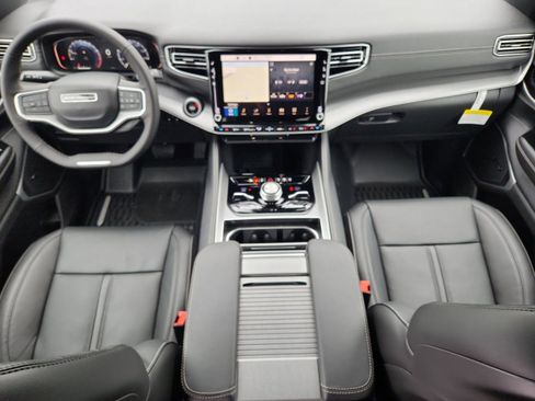 New 2026 Jeep Grand Wagoneer 4WD image 13