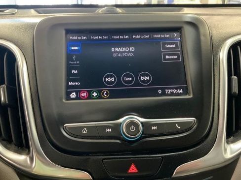 Used 2020 Chevrolet Equinox LT AWD/4WD image 18