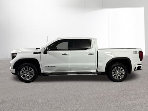 Used 2022 GMC Sierra 1500 Denali w/ Technology Package AWD/4WD image 30
