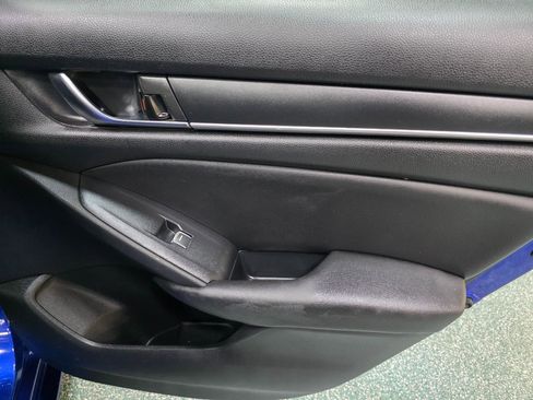 Used 2020 Honda Accord Sport image 23