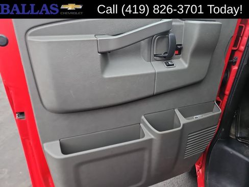 Certified 2016 Chevrolet Express 3500 LT w/ LT Preferred Equipment Group RWD image 23