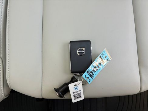 Used 2022 Volvo XC90 T6 Inscription w/ Advanced Package AWD/4WD image 34