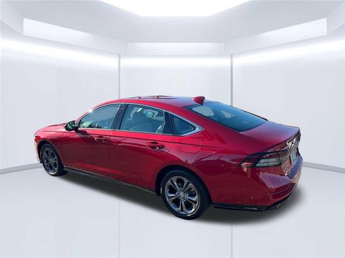 Used 2024 Honda Accord EX-L image 3