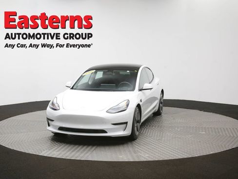 Used 2023 Tesla Model 3 Standard Range image 49
