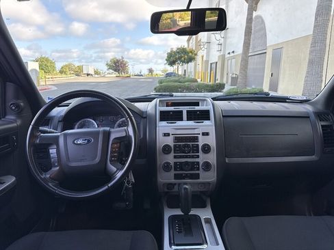 Used 2009 Ford Escape XLT image 15