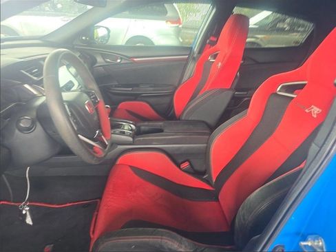 Used 2021 Honda Civic Type R image 2