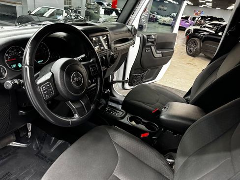 Used 2017 Jeep Wrangler Unlimited Sport w/ Quick Order Package 24S AWD/4WD image 31