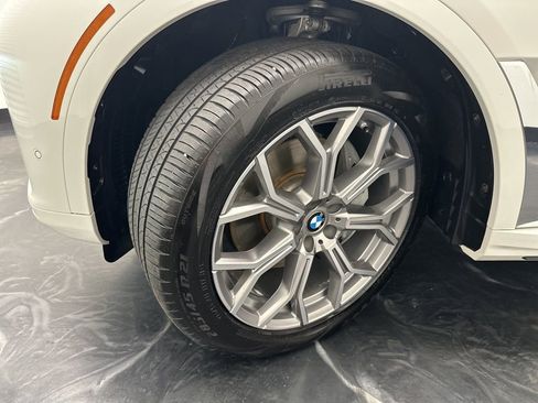 Used 2020 BMW X7 xDrive40i w/ Luxury Seating Package image 35
