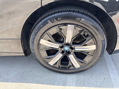 Certified 2024 BMW iX xDrive50 w/ Sport Package AWD/4WD image 6