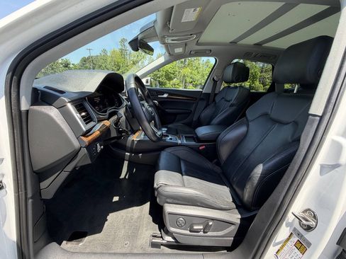 Used 2018 Audi Q5 2.0T Premium Plus w/ Premium Plus Package AWD/4WD image 10