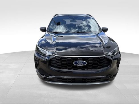 Certified 2023 Ford Escape ST-Line w/ Tech Pack #1 FWD image 6