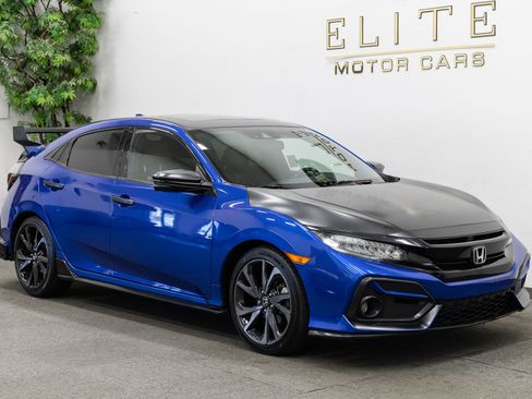 Used 2018 Honda Civic Sport Touring image 9