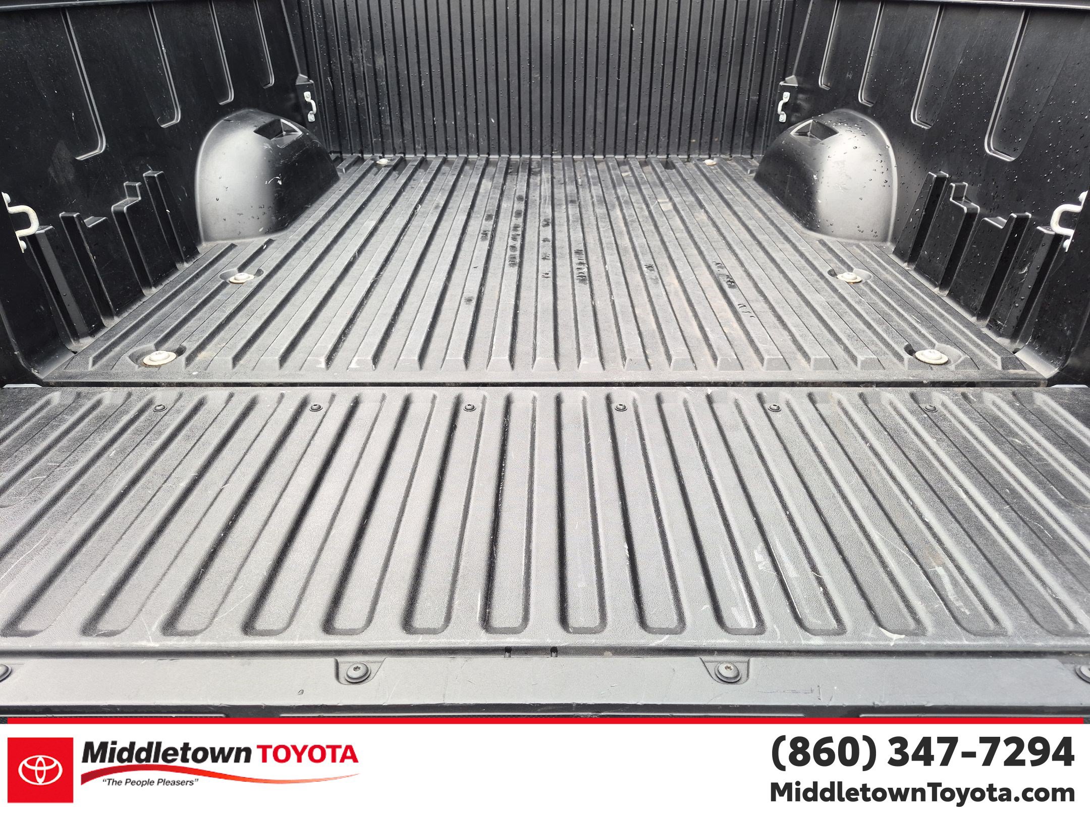 Used 2024 Toyota Tundra SR5 AWD/4WD image 32