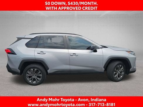 Used 2021 Toyota RAV4 LE FWD image 8