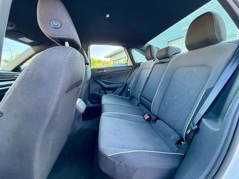 Used 2025 Volkswagen Jetta Sport image 22