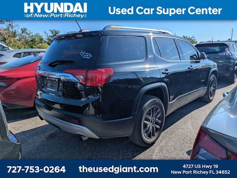 Used 2019 GMC Acadia SLT FWD image 2