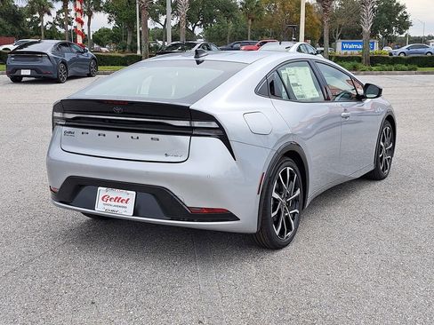 New 2026 Toyota Prius Plug-In Hybrid image 3