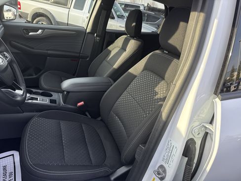 Certified 2023 Ford Escape Active w/ Tech Pack #2 image 17