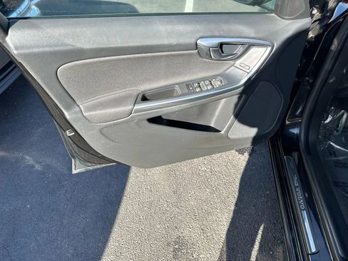 Used 2014 Volvo S60 T5 image 22