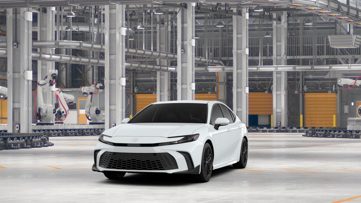 New 2026 Toyota Camry SE FWD image 3
