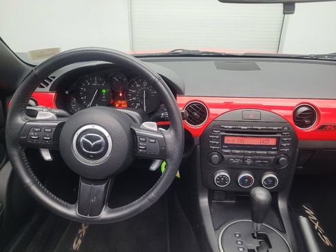 Used 2013 MAZDA MX-5 Miata Club image 22
