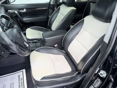 Used 2012 Kia Sorento SX w/ SX Premium Pkg AWD/4WD image 8