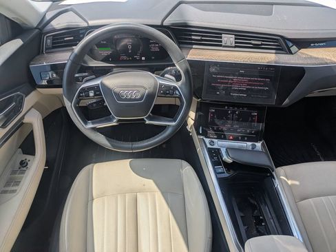 Used 2024 Audi Q8 e-tron Premium Plus w/ Premium Plus Package AWD/4WD image 14