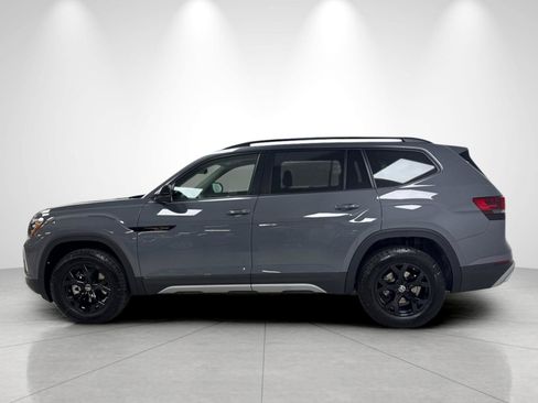 New 2026 Volkswagen Atlas Peak Edition AWD/4WD image 2