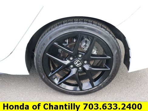 Used 2024 Honda Civic Sport image 29