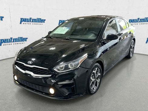 Used 2020 Kia Forte LXS image 1