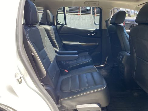 Used 2017 GMC Acadia Denali w/ Technology Package AWD/4WD image 17