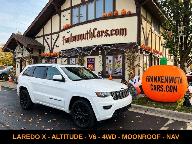 Certified 2021 Jeep Grand Cherokee Laredo X AWD/4WD image 1