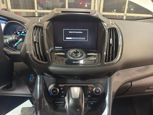 Used 2014 Ford Escape Titanium FWD image 17